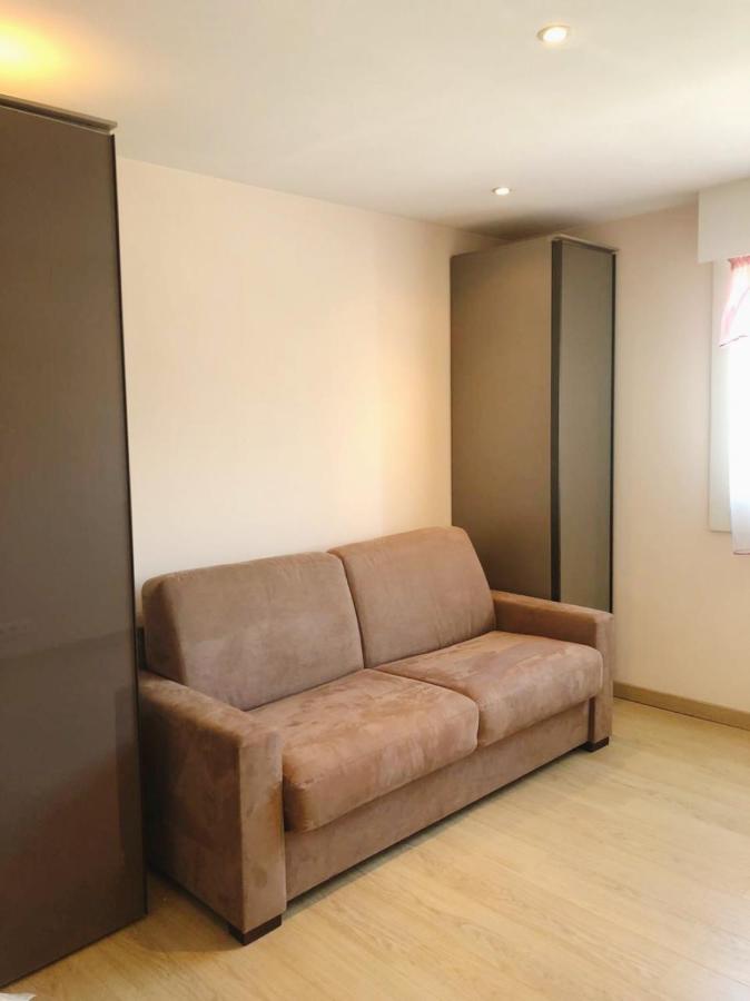 Luxurious Appartment Near The Airport Nisa Exterior foto